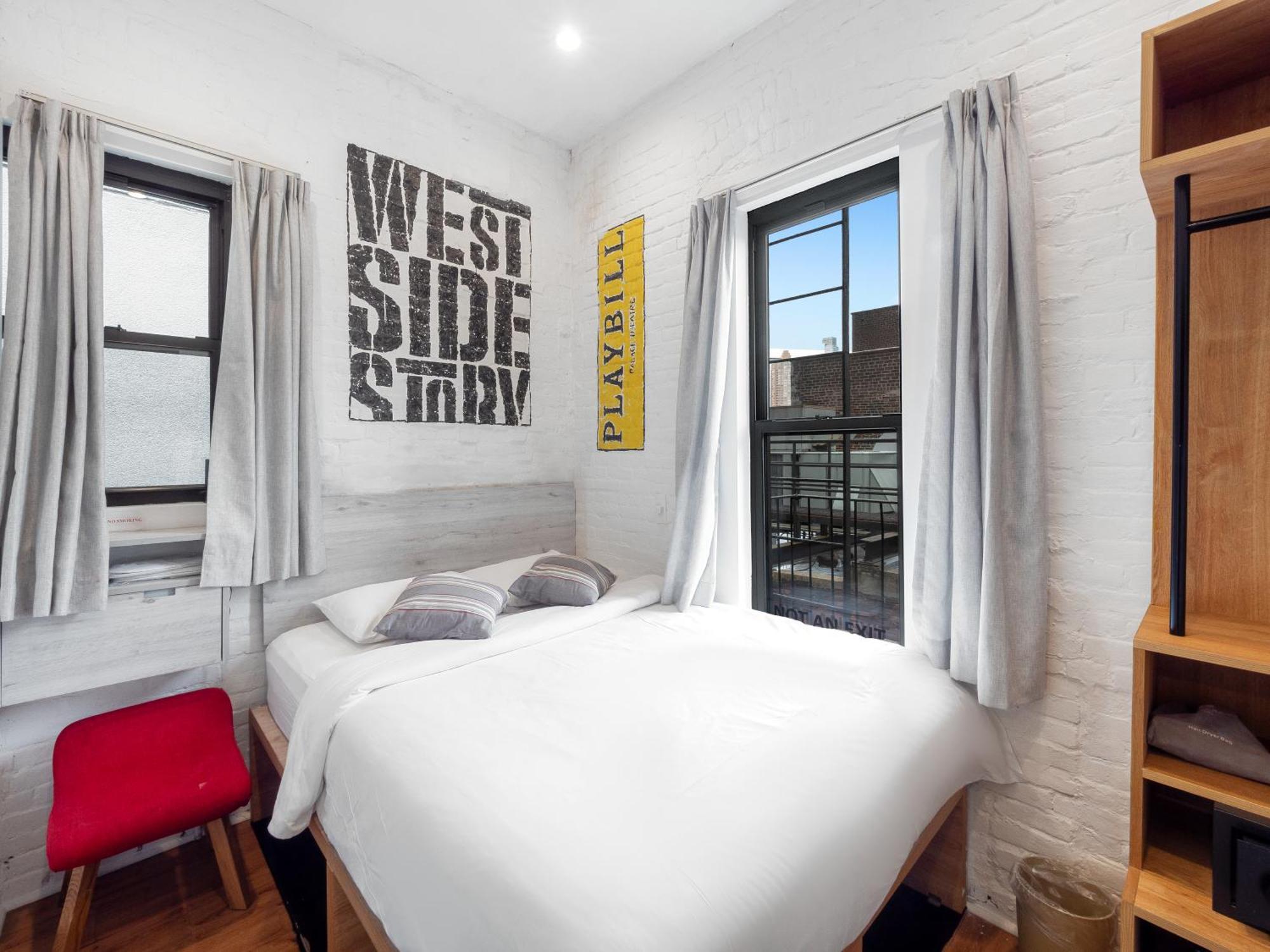 Be Home Hotel New York Exterior photo